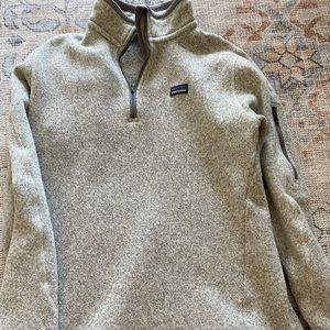 Patagonia grey sweater knit pullover